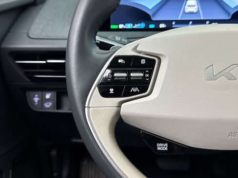 Used 2022 Kia EV6 Wind image 34