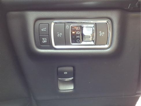 Used 2023 Lincoln Nautilus Reserve AWD/4WD image 15