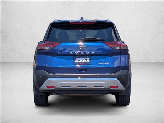 Used 2022 Nissan Rogue Platinum w/ Head-Up Display Package FWD image 7