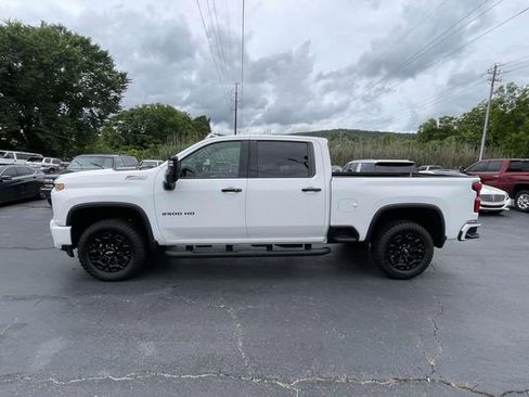 Certified 2022 Chevrolet Silverado 2500 LTZ w/ LTZ Plus Package AWD/4WD image 2