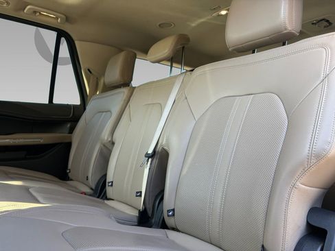 Used 2024 Ford Expedition Max Limited image 4