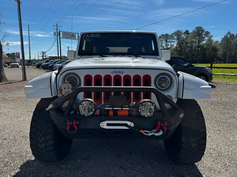 Used 2014 Jeep Wrangler Unlimited Rubicon AWD/4WD image 10