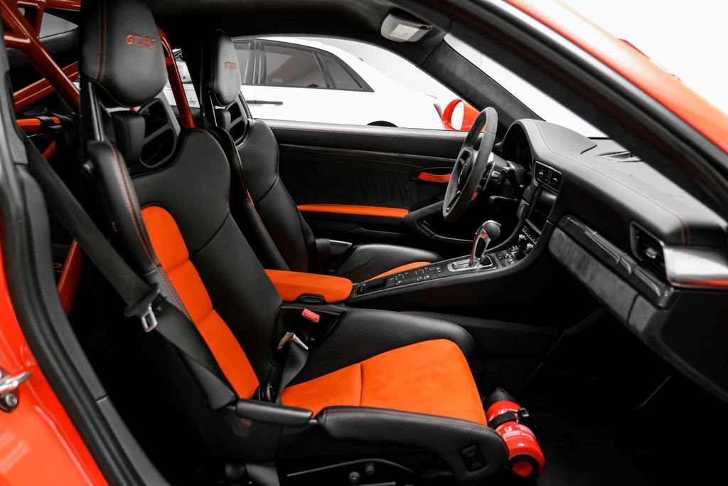 Used 2016 Porsche 911 GT3 RS RWD image 32