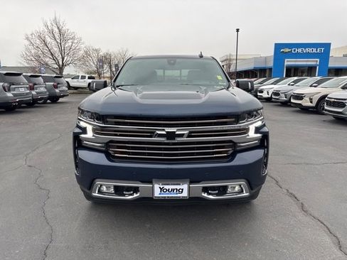 Used 2021 Chevrolet Silverado 1500 High Country w/ Technology Package image 2