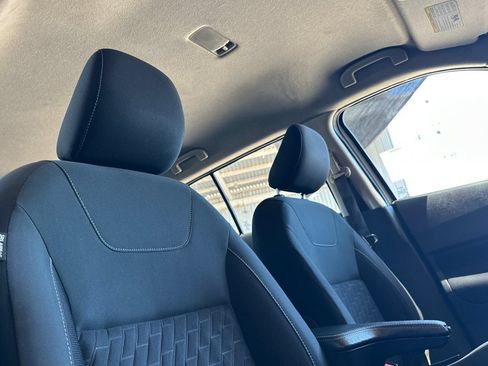 Used 2021 Nissan Kicks S FWD image 17