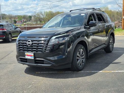 New 2026 Nissan Pathfinder SV AWD/4WD image 6