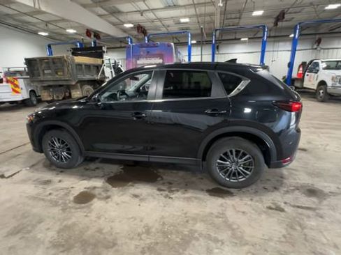 Used 2021 MAZDA CX-5 Touring image 7