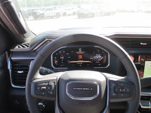 New 2026 GMC Sierra 2500 Denali Ultimate AWD/4WD image 22