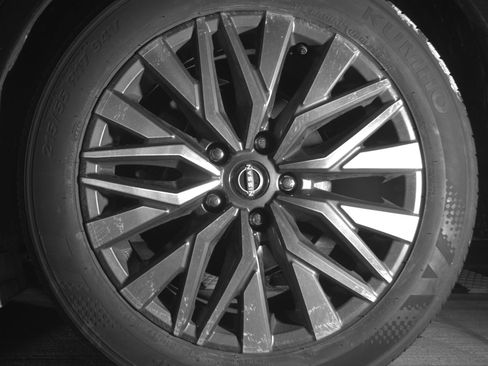 Used 2025 Nissan Altima 2.5 SV image 14