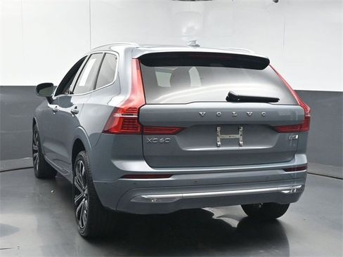 Certified 2023 Volvo XC60 B5 Ultimate image 7