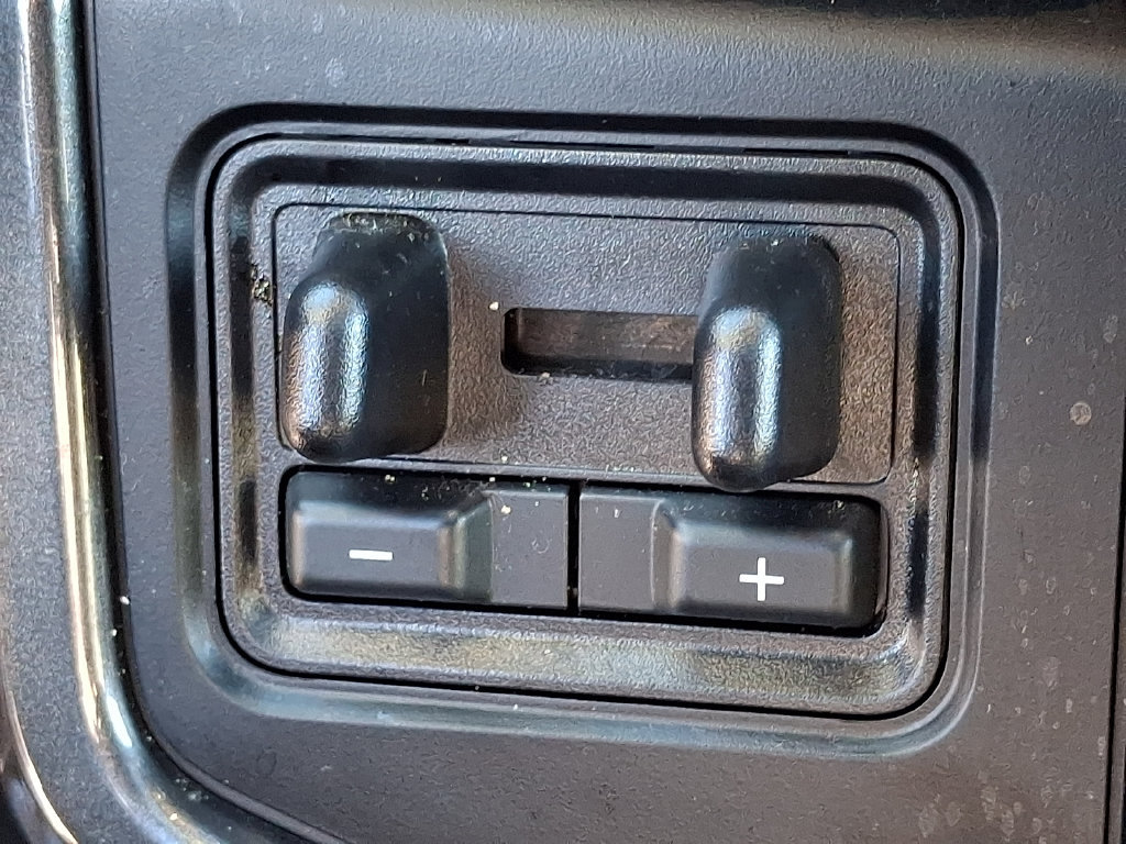 Used 2023 Ford Expedition Limited AWD/4WD image 24
