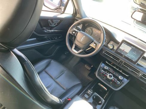 Used 2021 Lincoln Corsair AWD w/ Premium Package image 21