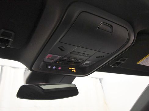 Used 2024 Cadillac XT4 Sport image 29