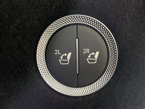 Used 2025 Genesis GV80 3.5T e-SC image 17