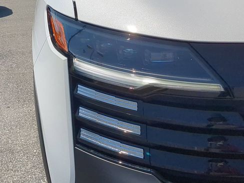 New 2025 Nissan Kicks SV w/ SV Premium Package image 10