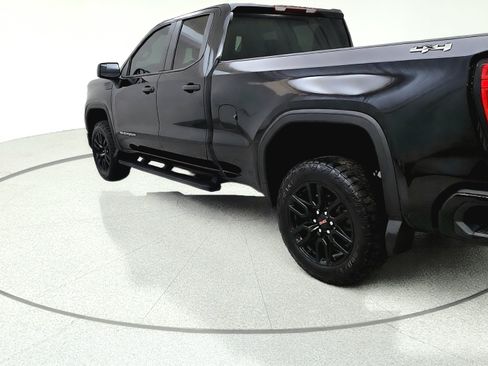Used 2023 GMC Sierra 1500 Pro w/ Graphite Edition AWD/4WD image 5