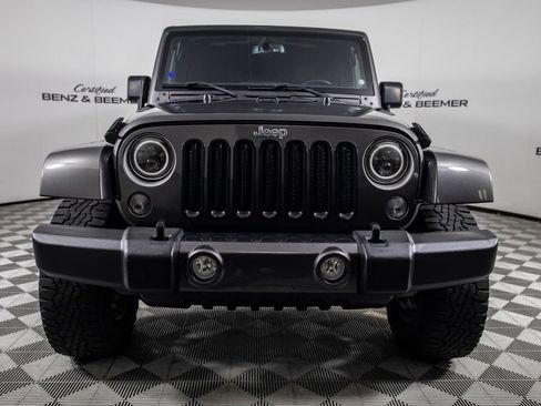 Used 2018 Jeep Wrangler Unlimited Sahara w/ Max Tow Package AWD/4WD image 5