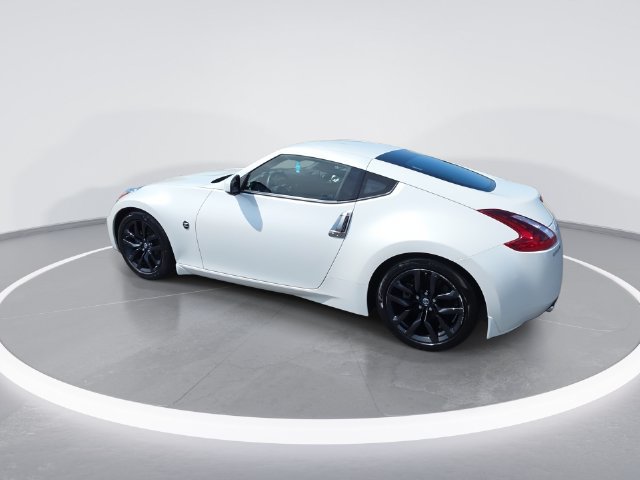 Used 2020 Nissan 370Z Coupe RWD image 5