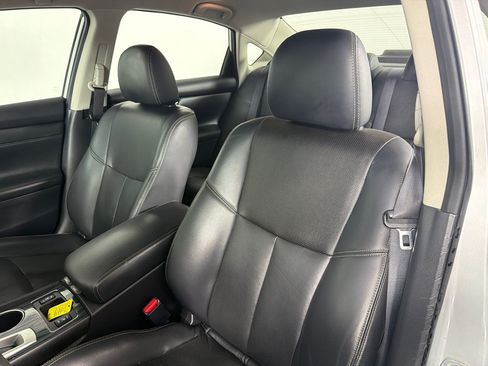 Used 2017 Nissan Altima 2.5 SL FWD image 11