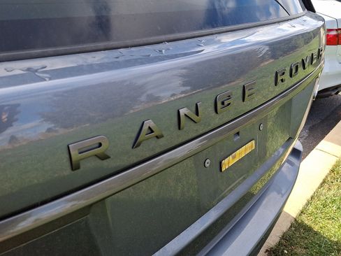 Used 2020 Land Rover Range Rover HSE image 5