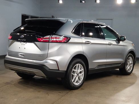 Used 2023 Ford Edge SEL w/ Convenience Package AWD/4WD image 7
