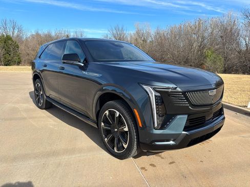New 2026 Cadillac Escalade IQ Sport 1 w/ LPO, Floor Liner Package AWD/4WD image 1
