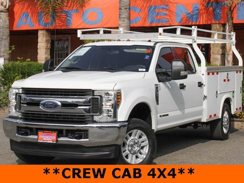 Used 2018 Ford F350 XLT image 4