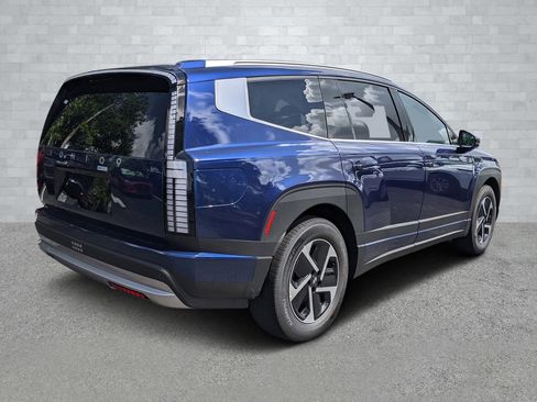 New 2026 Hyundai Ioniq 9 S image 5