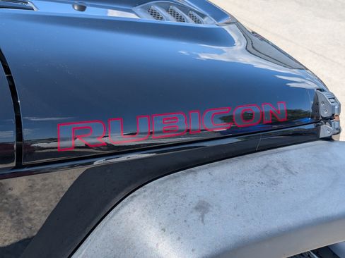 Used 2016 Jeep Wrangler Unlimited Rubicon AWD/4WD image 27