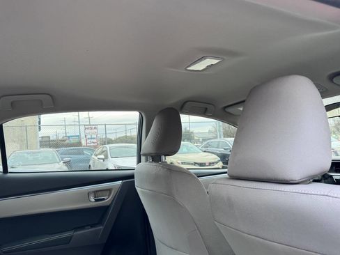 Used 2016 Toyota Corolla LE image 11