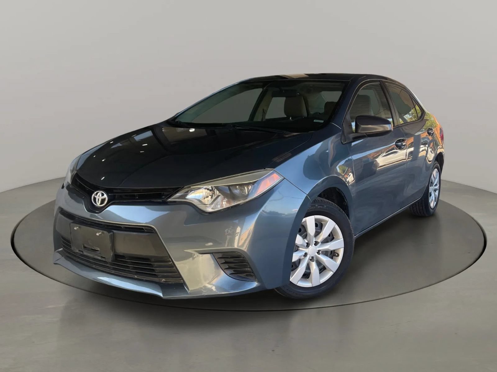 Used 2014 Toyota Corolla LE FWD image 1