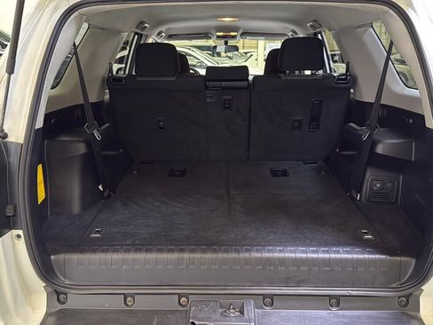 Used 2018 Toyota 4Runner SR5 RWD image 23
