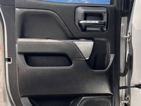 Used 2019 Chevrolet Silverado 1500 LT AWD/4WD image 14