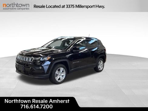 Used 2022 Jeep Compass Latitude w/ Convenience Group AWD/4WD image 1