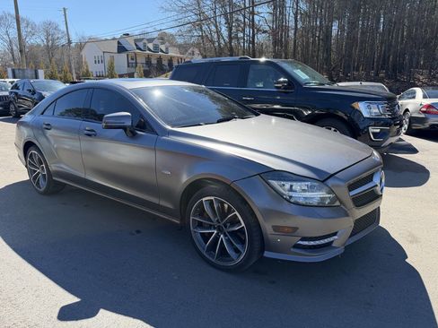 Used 2012 Mercedes-Benz CLS 550 4MATIC image 3