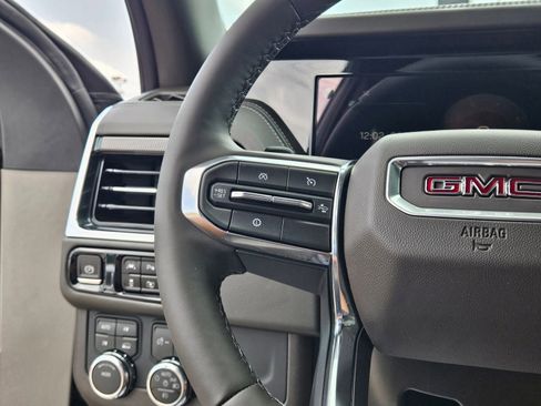 New 2026 GMC Yukon Elevation AWD/4WD image 12