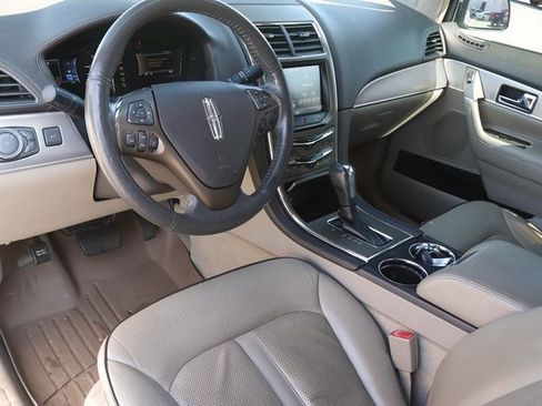 Used 2015 Lincoln MKX AWD w/ Equipment Group 102A image 13