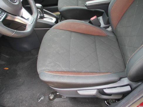 Used 2020 Nissan Kicks SR FWD image 5