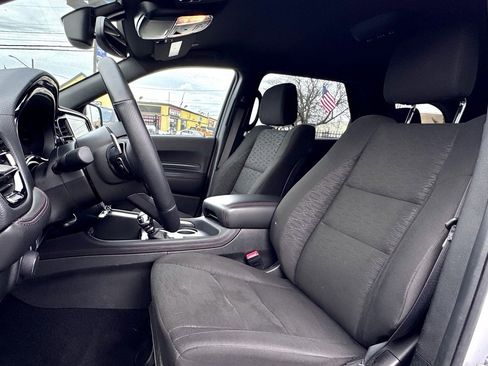 Certified 2025 Dodge Durango GT image 13