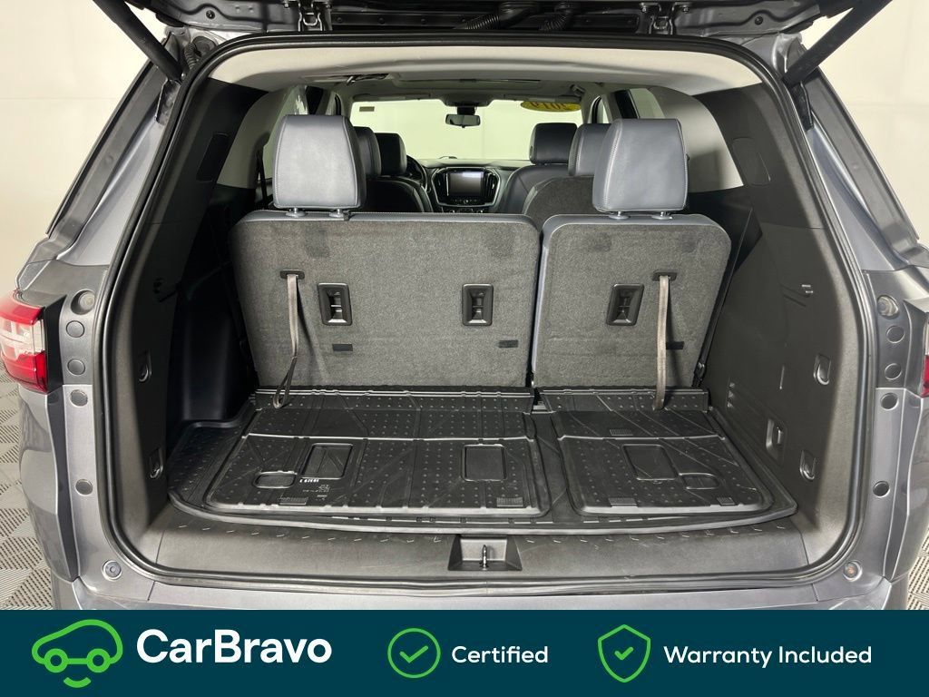 Used 2019 Chevrolet Traverse Premier w/ LPO, Blackout Package AWD/4WD image 7