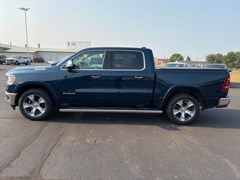 Used 2019 RAM 1500 Laramie AWD/4WD image 2