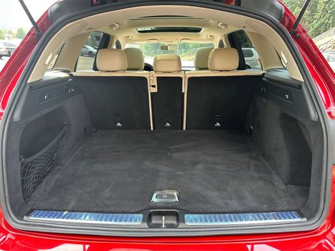 Used 2020 Mercedes-Benz GLC 300 4MATIC image 23