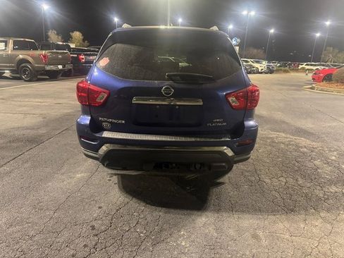 Used 2017 Nissan Pathfinder Platinum w/ Family Entertainment Package image 6