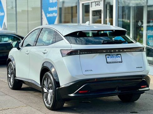 Used 2024 Nissan Ariya FWD image 3