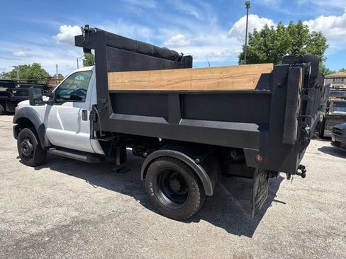 Used 2014 Ford F550 4x4 Regular Cab Super Duty image 3