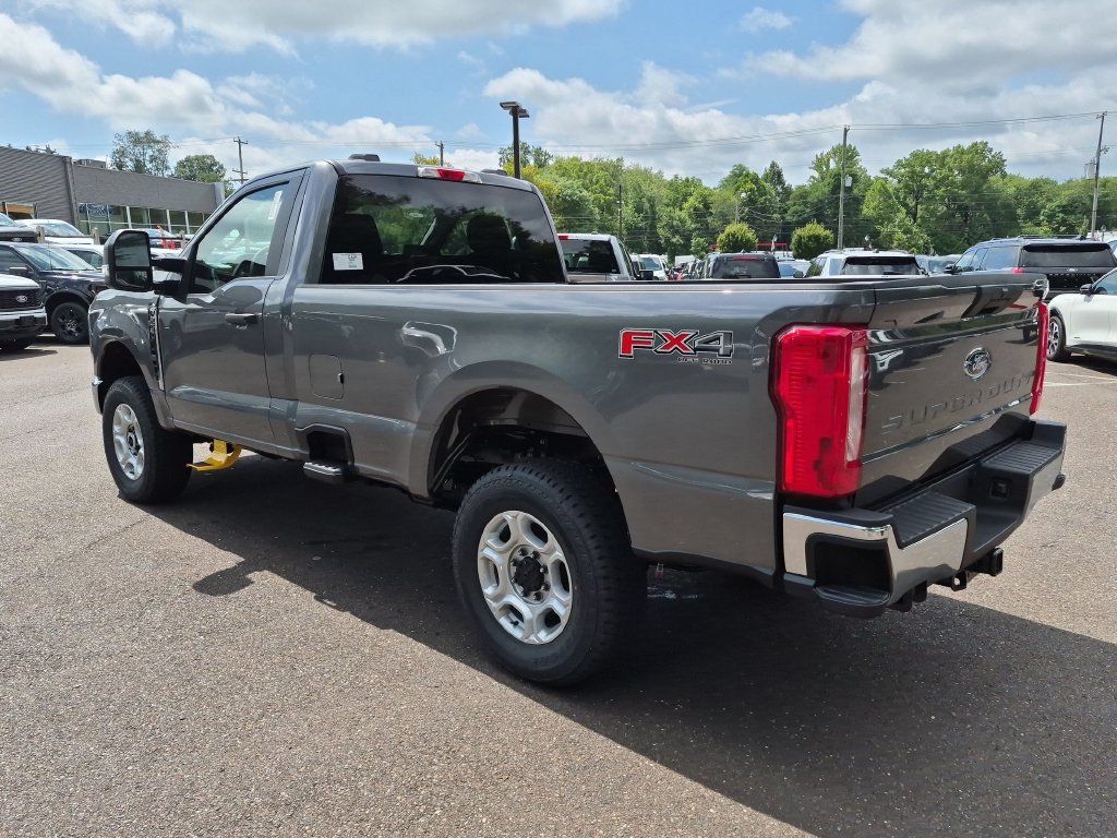 New 2026 Ford F250 XLT w/ FX4 Off-Road Package AWD/4WD image 9