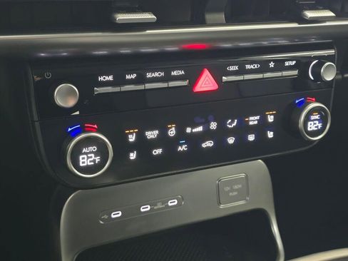 New 2026 Hyundai Ioniq 9 SEL image 26