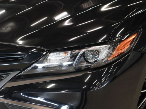 Used 2022 Toyota Camry SE image 26