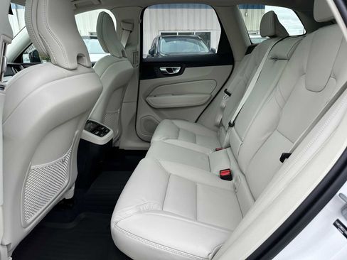 New 2025 Volvo XC60 B5 Ultra w/ Protection Package Premier image 15
