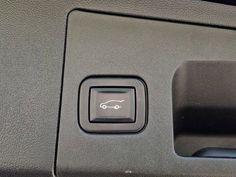 Used 2022 Cadillac XT5 Premium Luxury AWD/4WD image 33